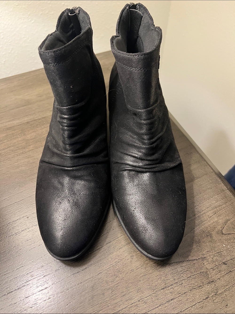 Bare traps Women's Black Ankle Boots - Sleek Stretch Shaft